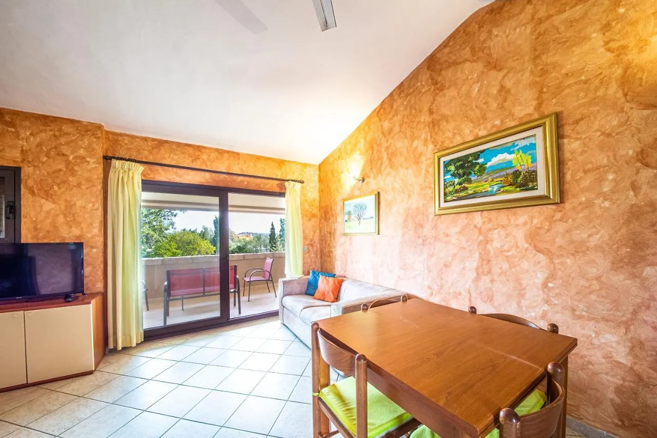 Apartment Residence Murta Maria Ataras Italy
